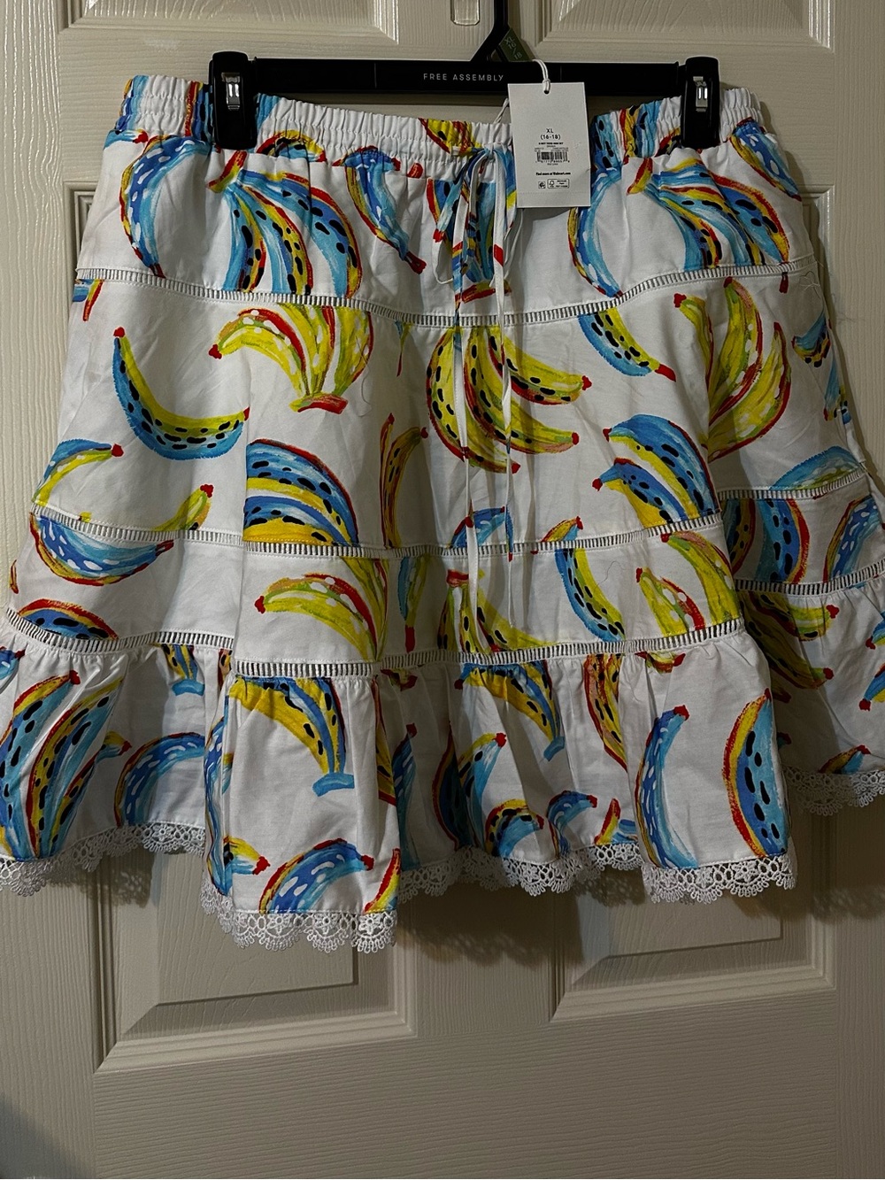 White Banana Print Tiered Cotton Skirt